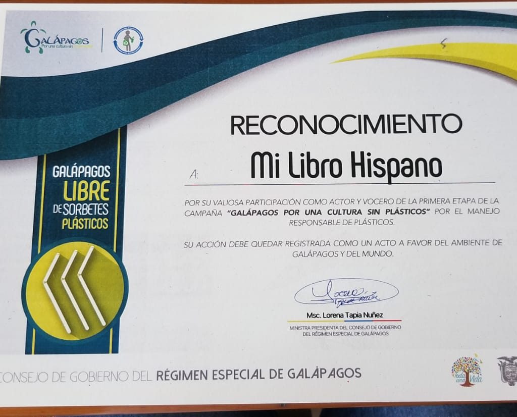Hispanic Heritage Literature Organization recibió reconocimiento en Galápagos