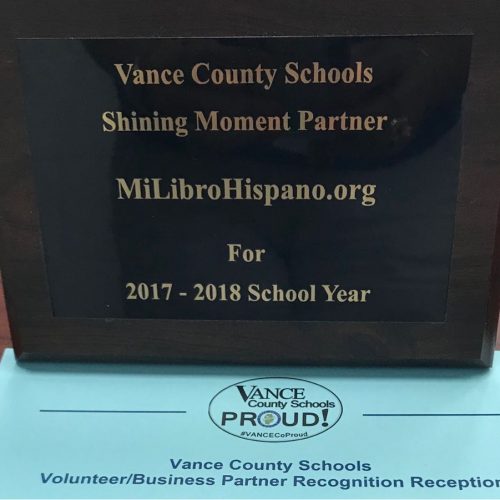 Hispanic Heritage Literature/Milibrohispano.org recibe reconocimiento del Vance County Schools en North Carolina. Hispanic Heritage Literature/Milibrohispano.org recibe reconocimiento del Vance County Schools en North Carolina.